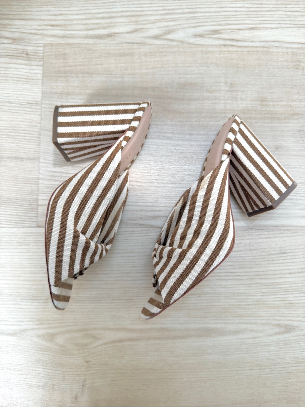 LOEFFLER RANDALL mustard & white striped knot block heel mules / size 6.5